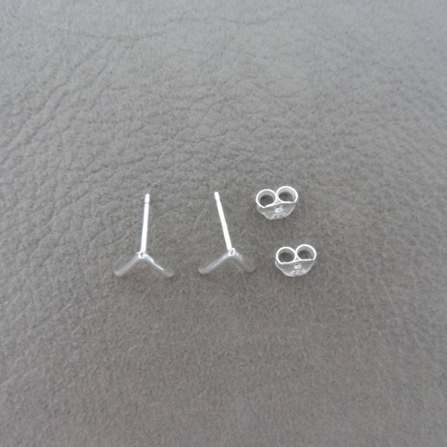 Tiny V Stud Earrings in Sterling Silver, TinyV Earrings, Chevron Studs, V Studs, Tiny Earrings, Triangle Studs, Chevron Earrings