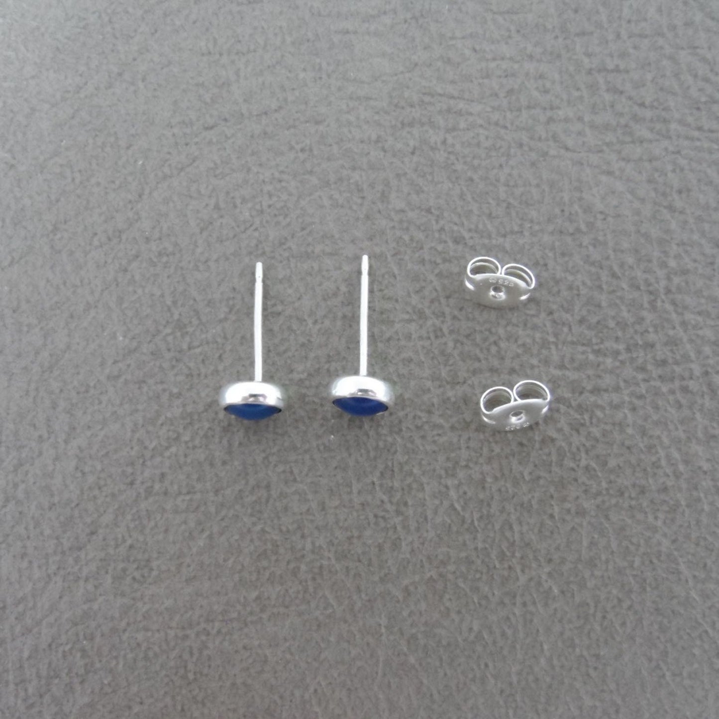 Paua Shell Sterling Silver Earrings-5mm