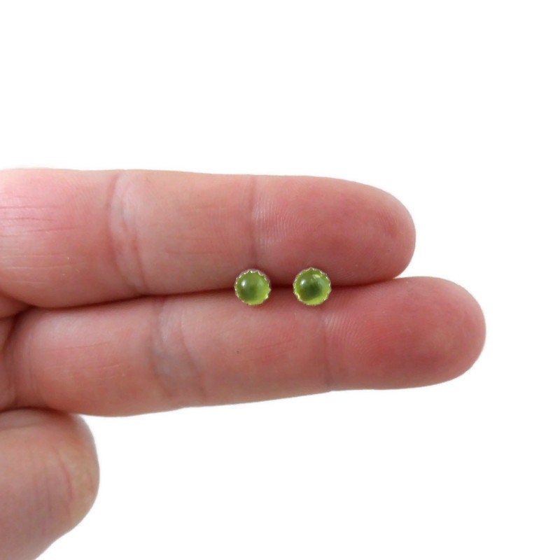 Peridot Earrings in Sterling Silver-5mm