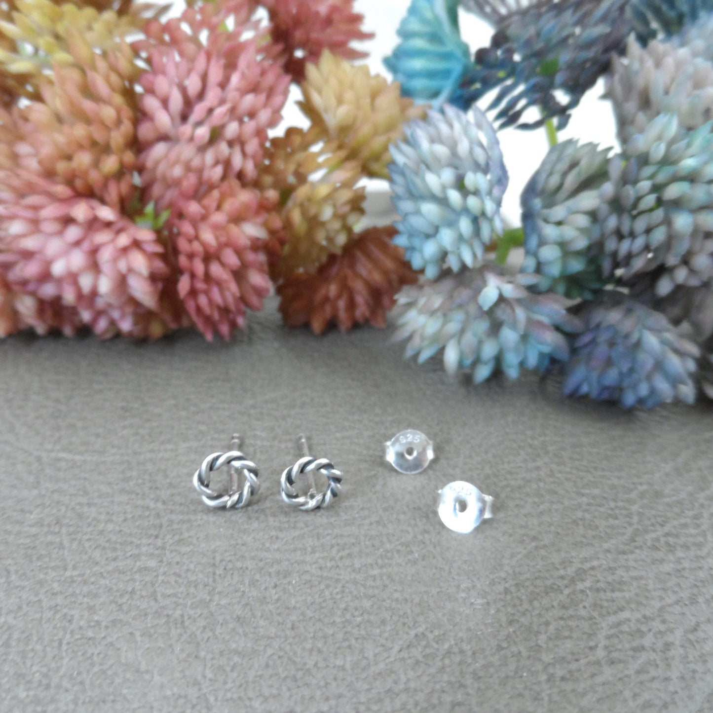 Tiny Circle Earrings in Sterling Silver, Open Circle Earrings, Cartilage Studs, Minimalist Earrings, Tiny Silver Studs, Dainty Earrings