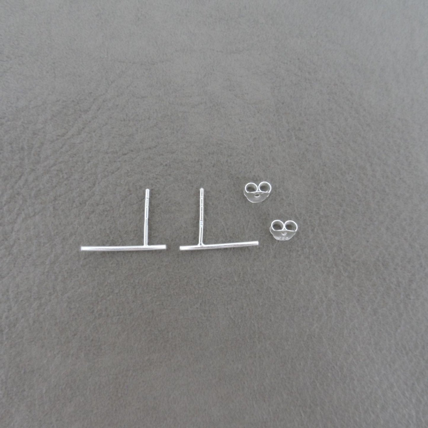 Curved Bar Stud in Sterling Silver