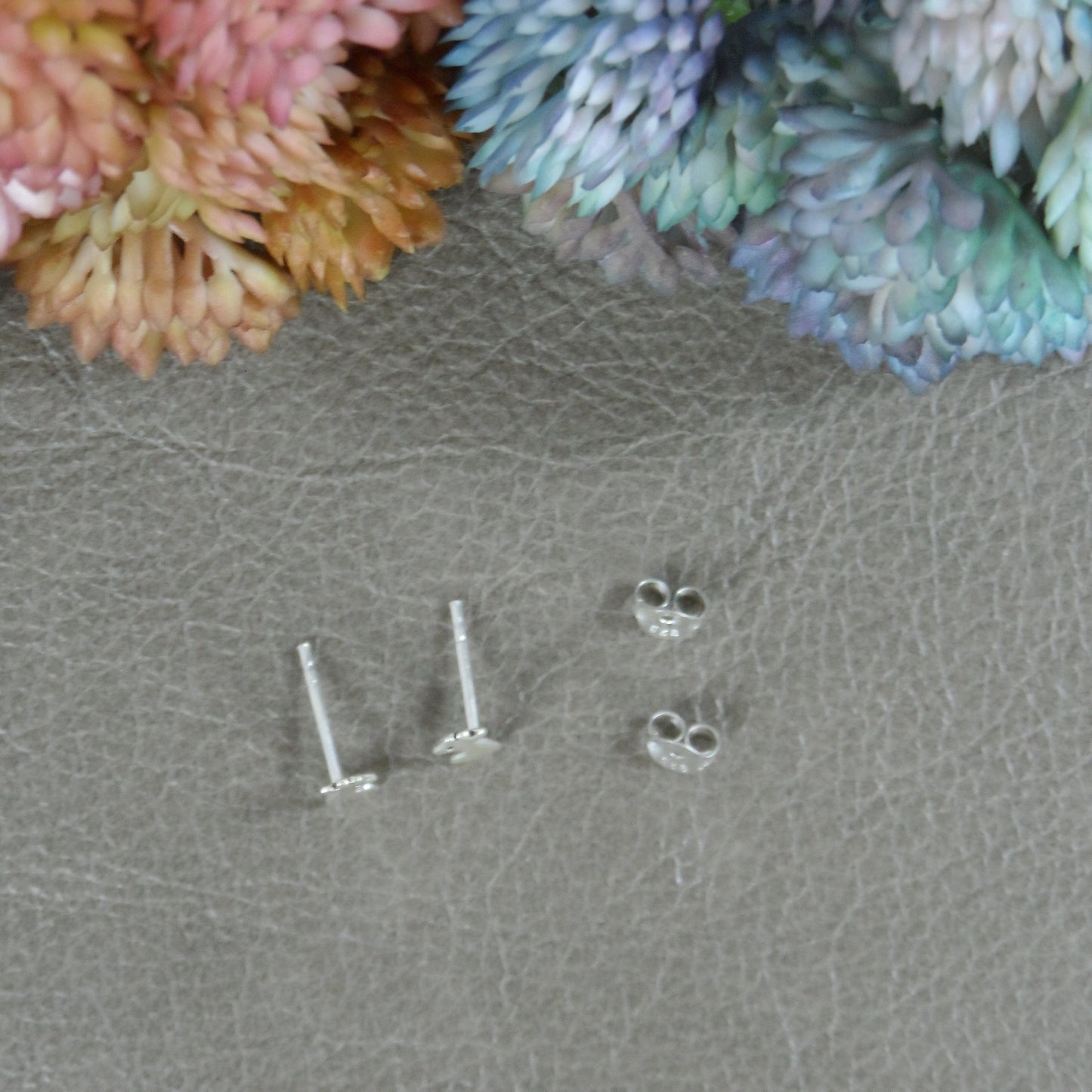 Tiny Giraffe Earrings in Sterling Silver, Giraffe Studs, Kids Earrings, Tiny Studs, Animal Earrings, Tiny Silver Earrings, Girls Earrings