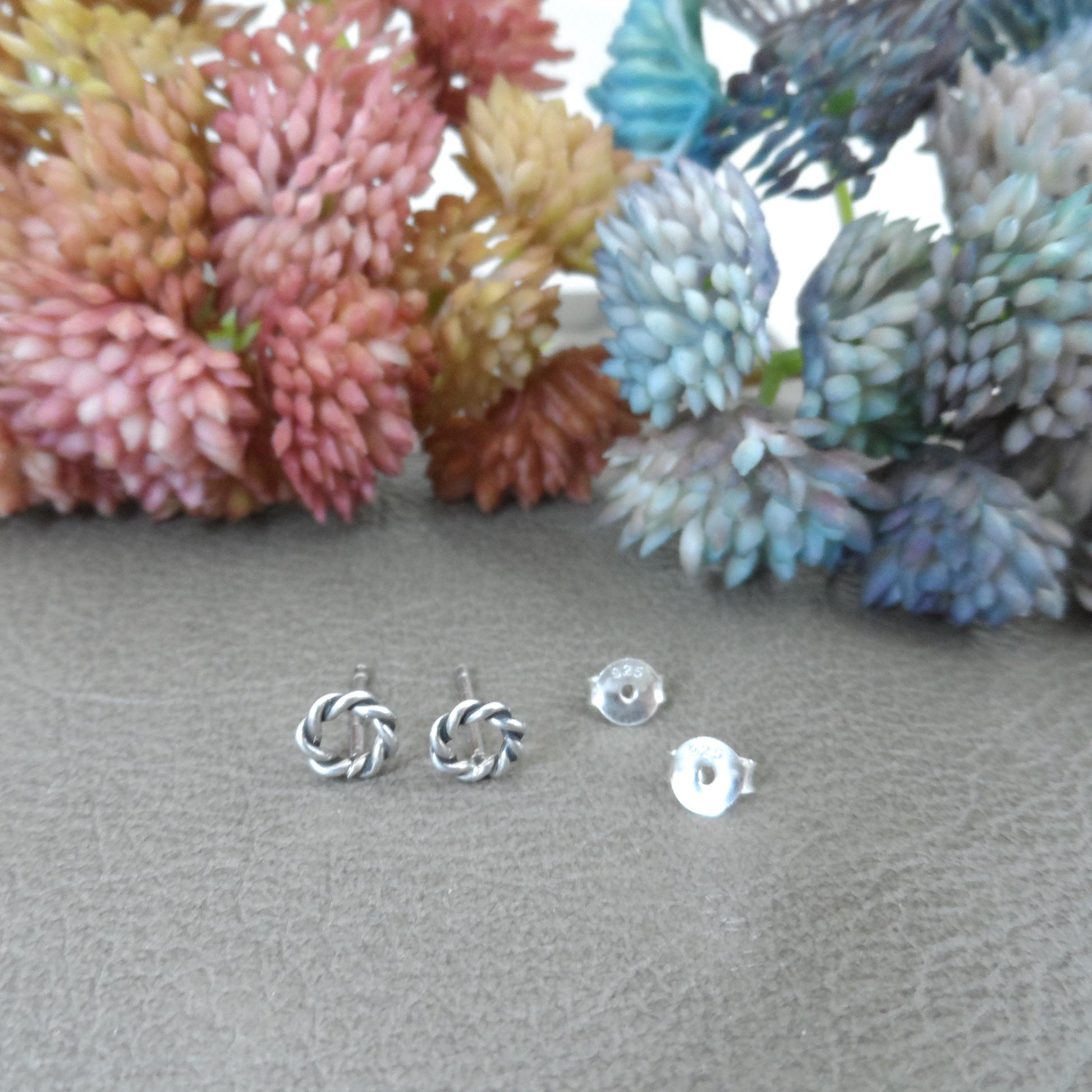 Tiny Circle Earrings in Sterling Silver, Open Circle Earrings, Cartilage Studs, Minimalist Earrings, Tiny Silver Studs, Dainty Earrings