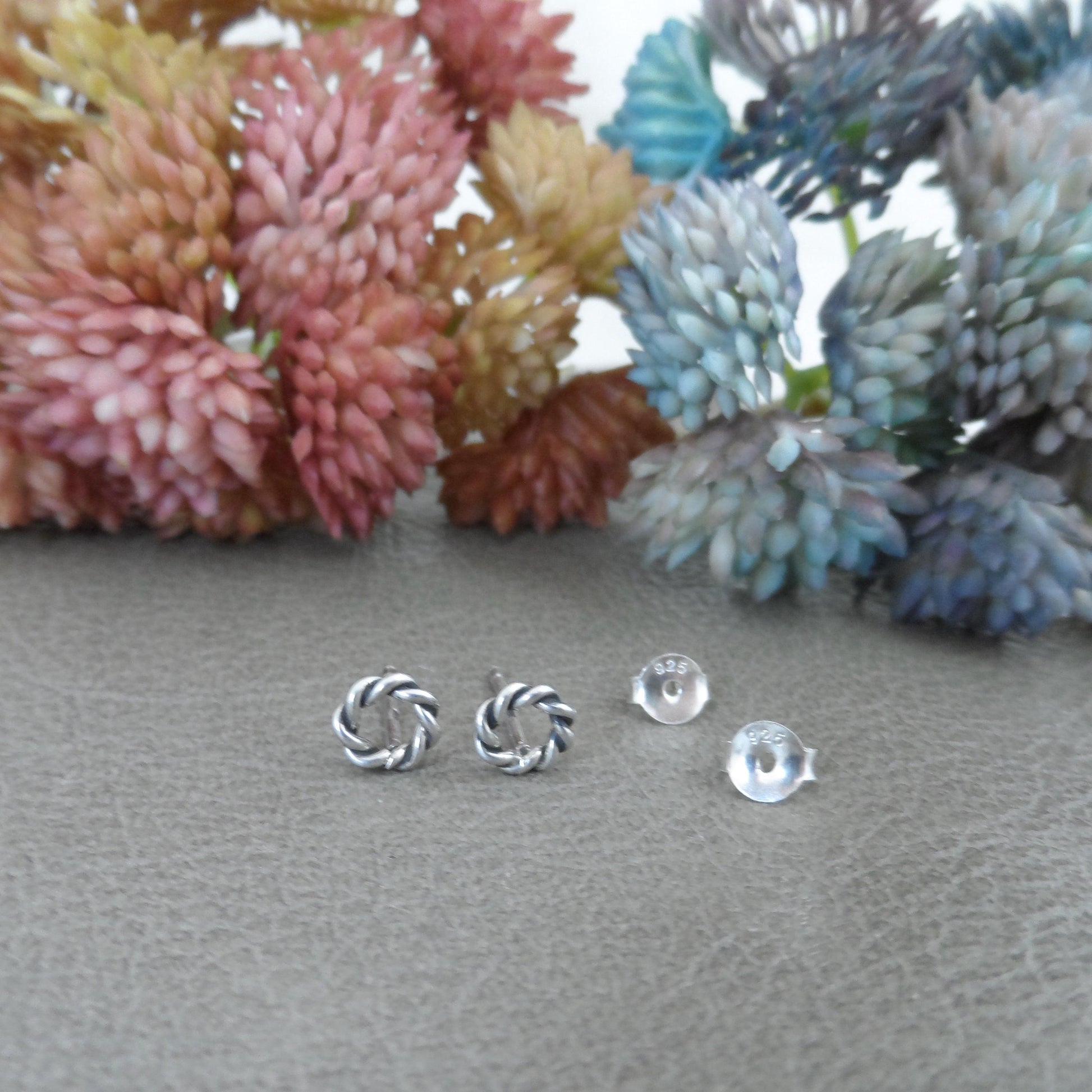 Tiny Circle Earrings in Sterling Silver, Open Circle Earrings, Cartilage Studs, Minimalist Earrings, Tiny Silver Studs, Dainty Earrings