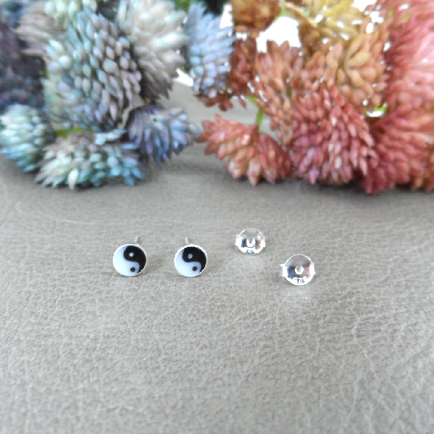 Tiny Yin Yang Sterling Silver Earrings, Ying Yang Earrings,Yin Yang Studs, Tiny Studs, Cartilage Studs, Minimalist Earring, Yin Yang Jewelry